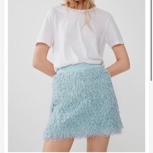 NWT Zara feather effect skirt
